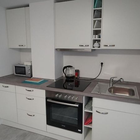 Neue Und Zentral Gelegene Wohnung In Штутгарт Экстерьер фото